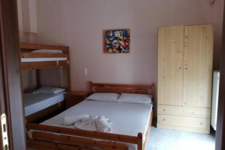 General 3 of 26