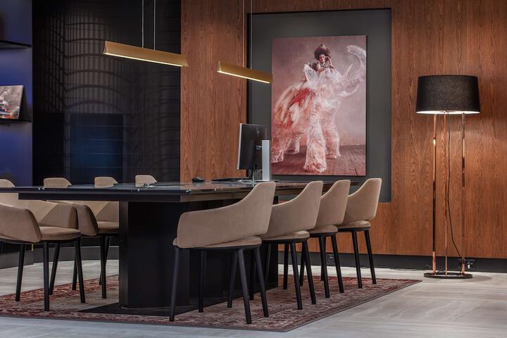 Guest Lobby