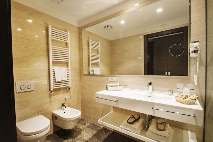 Bath Interior