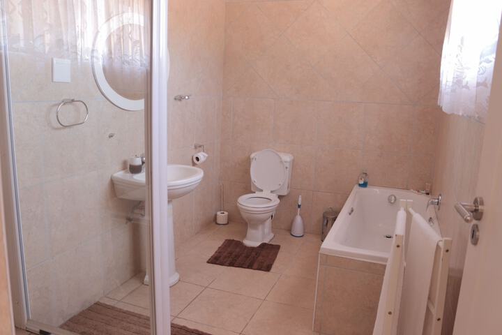 Room 19 of 25