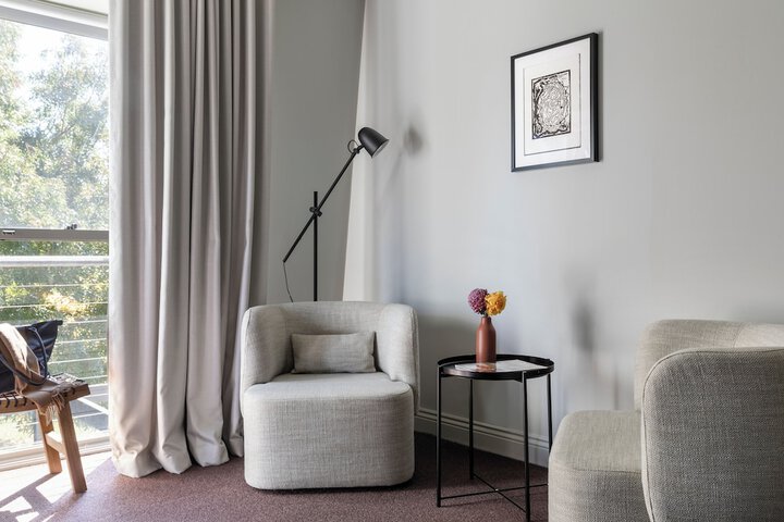 Room 28 of 62