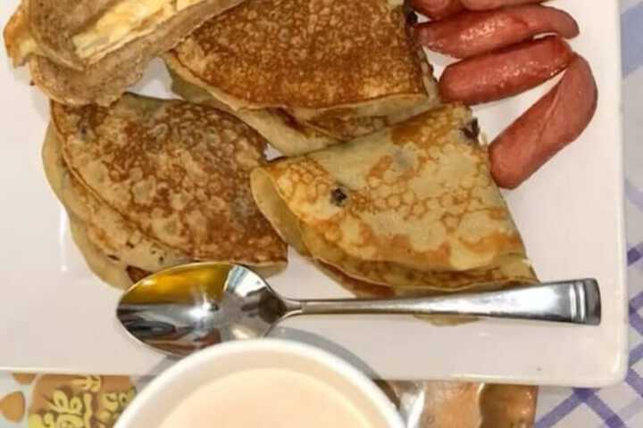 Breakfast/Coffee Service 7 of 9