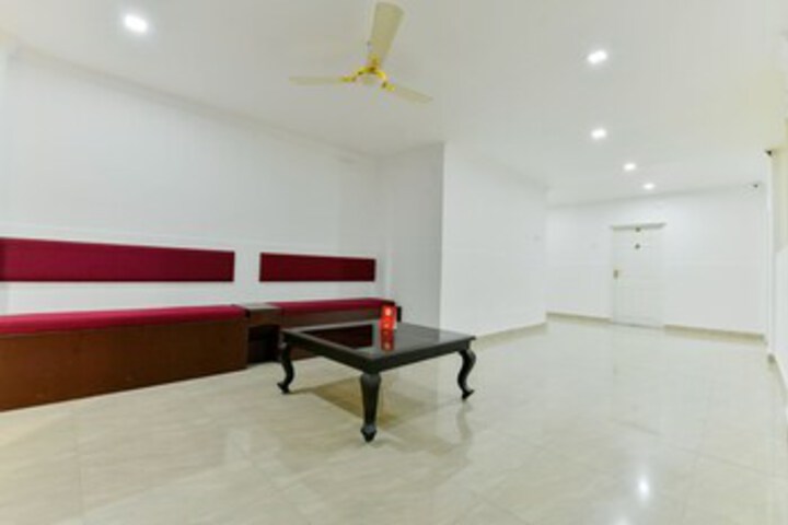 Hotel Interior 10 of 33