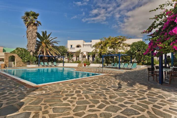 Pool Hotel
