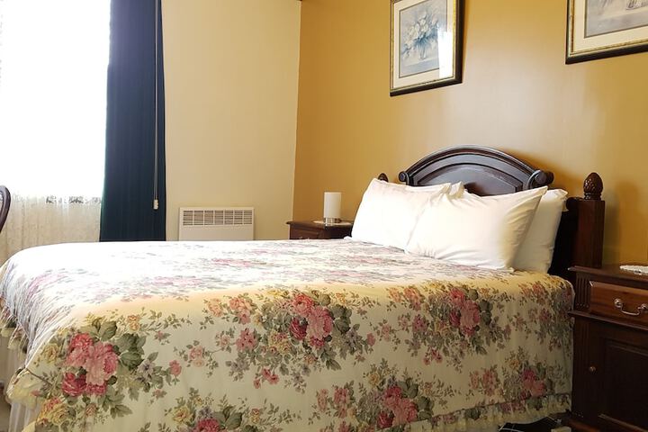 Room 8 of 20
