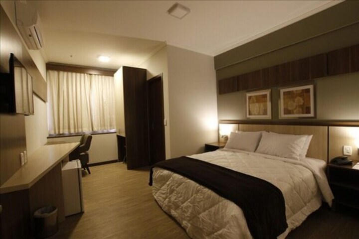 Room 11 of 56