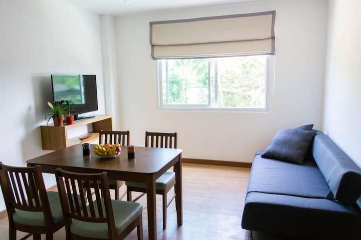 Room 10 of 17