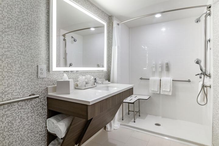 Bathroom shower