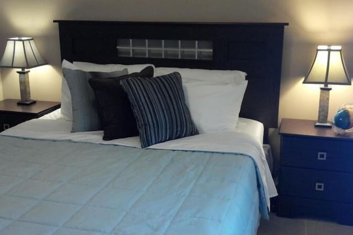 Room 5 of 19