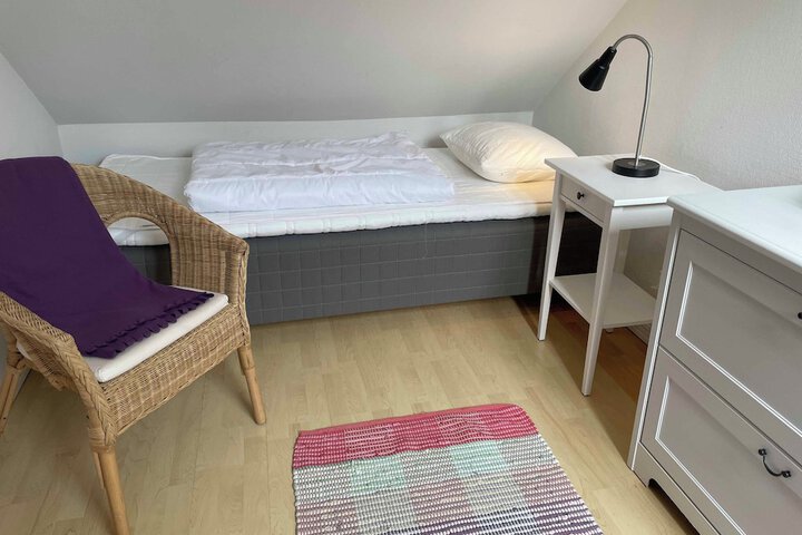 Room 48 of 189