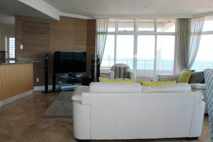 Room 15 of 33