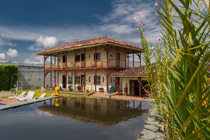 Finca La Maquina in Montenegro