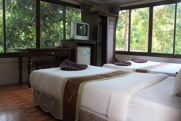 Room 8 of 46