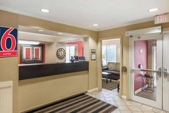 Guest Lobby