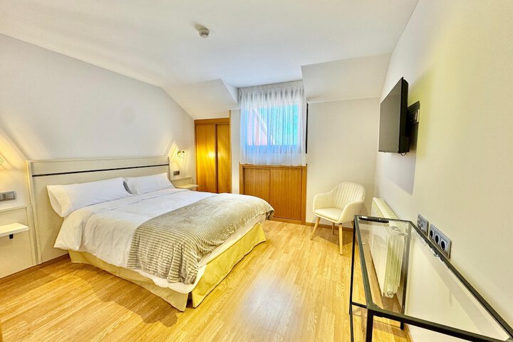 Room 30 of 80