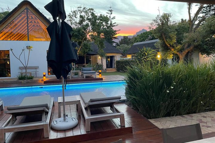 Pool 19 of 43