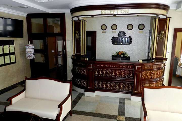 Hotel Lobby