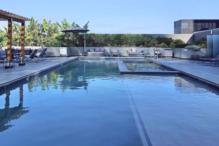 Pool 71 of 118