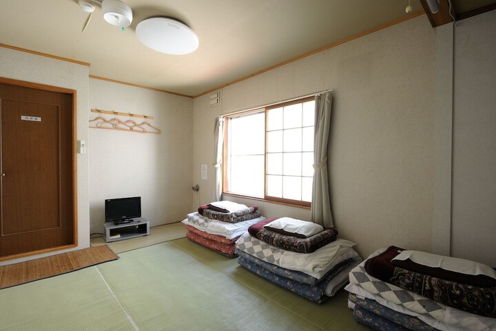 Room 7 of 31