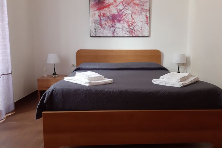 Room 8 of 36