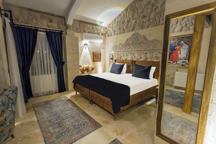Room 5 of 48