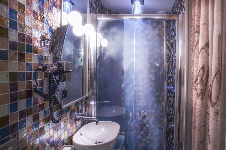 Clean Restrooms