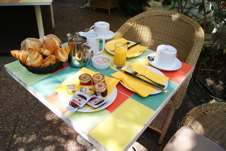Breakfast/Coffee Service 56 of 74