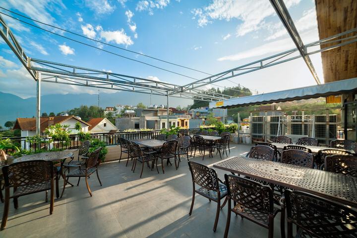 Terrace/Patio 31 of 32