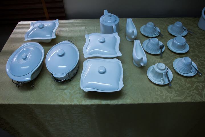Dining 33 of 44