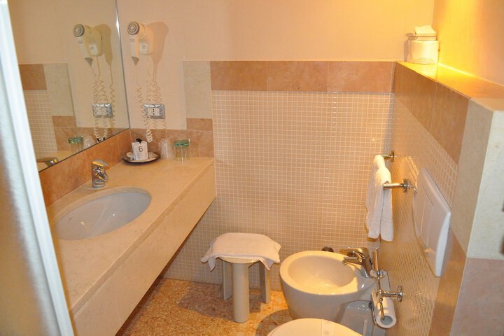Clean Restrooms