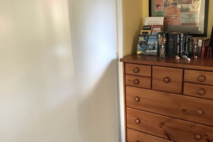 Room 12 of 76