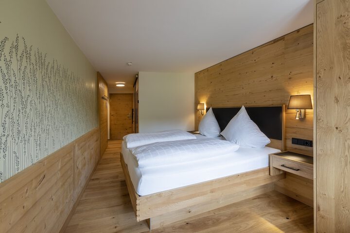 Room 11 of 53