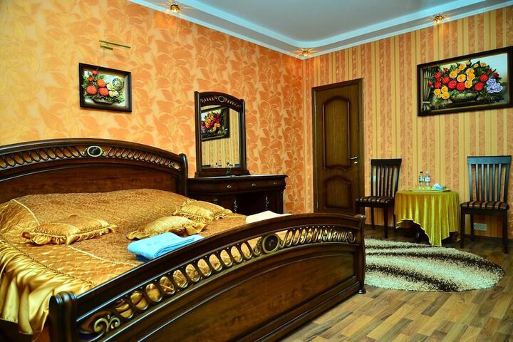 Room 26 of 62