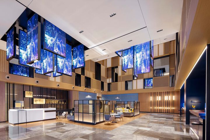 Hotel Interior 17 of 194
