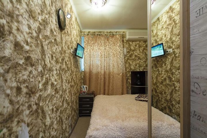 Room 13 of 13