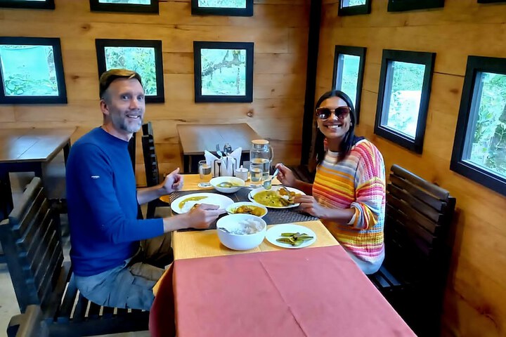 Dining 18 of 54