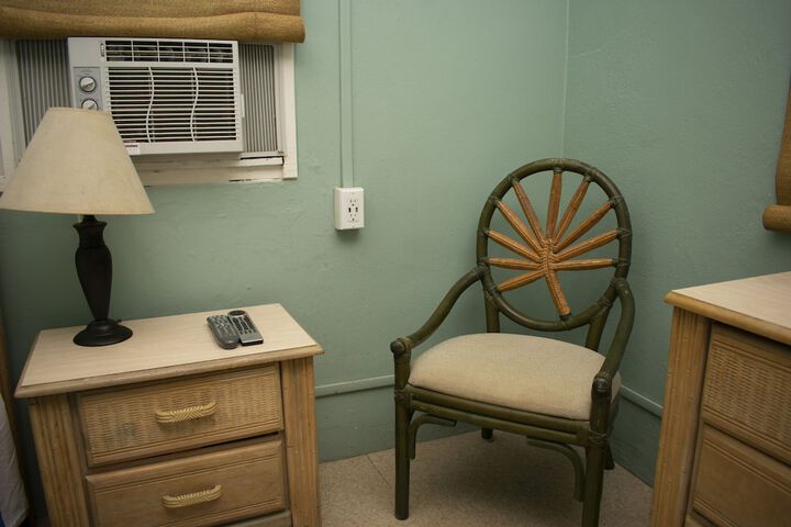 Room 17 of 57