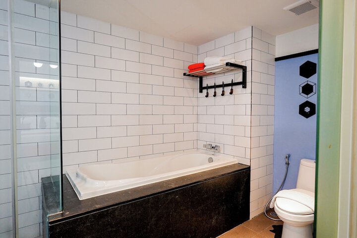 Room 73 of 110