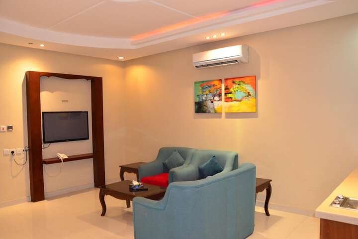 Room 27 of 36