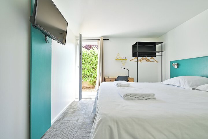 Room 5 of 7