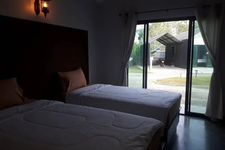 Room 2 of 13