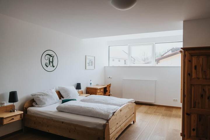 Room 8 of 41