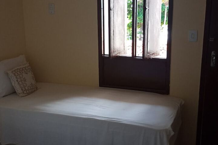 Room 13 of 28