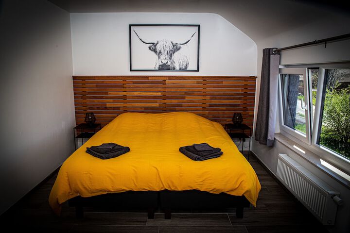 Room 7 of 15