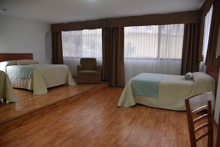 Room 9 of 68