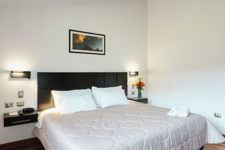 Room 46 of 176
