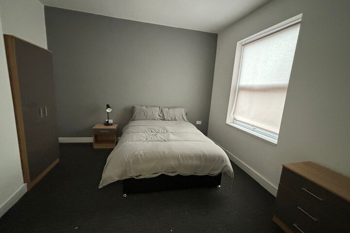 Room 36 of 93
