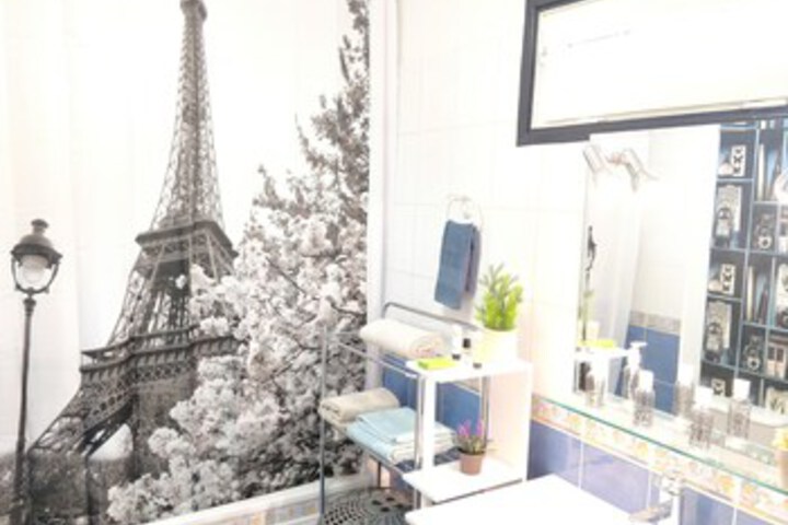 Room 2 of 36