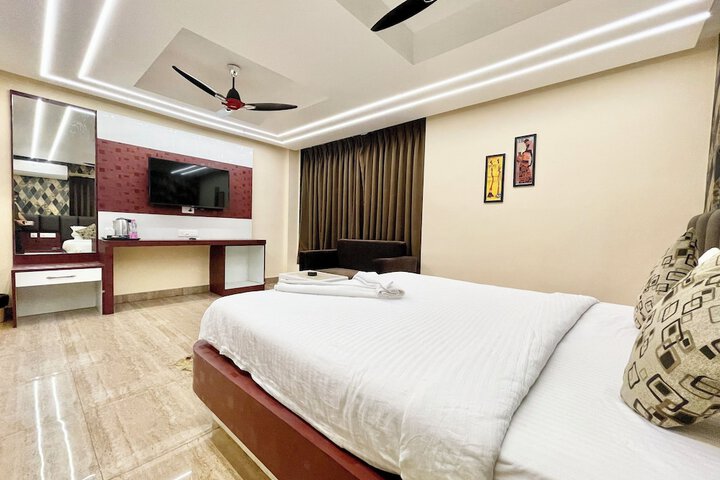 Room 70 of 159