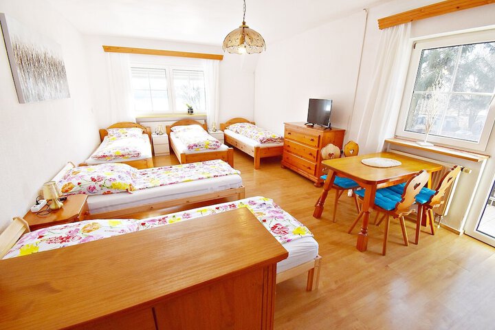 Room 43 of 86